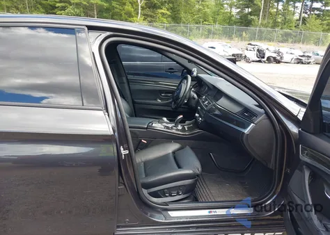 2013 BMW 550I xDrive из США, поврежденный, VIN WBAFU9C50DDY71647